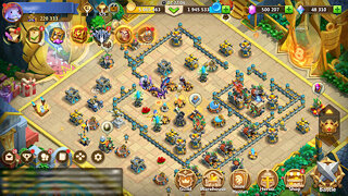 Snímek obrazovky aplikace Castle Clash: World Ruler